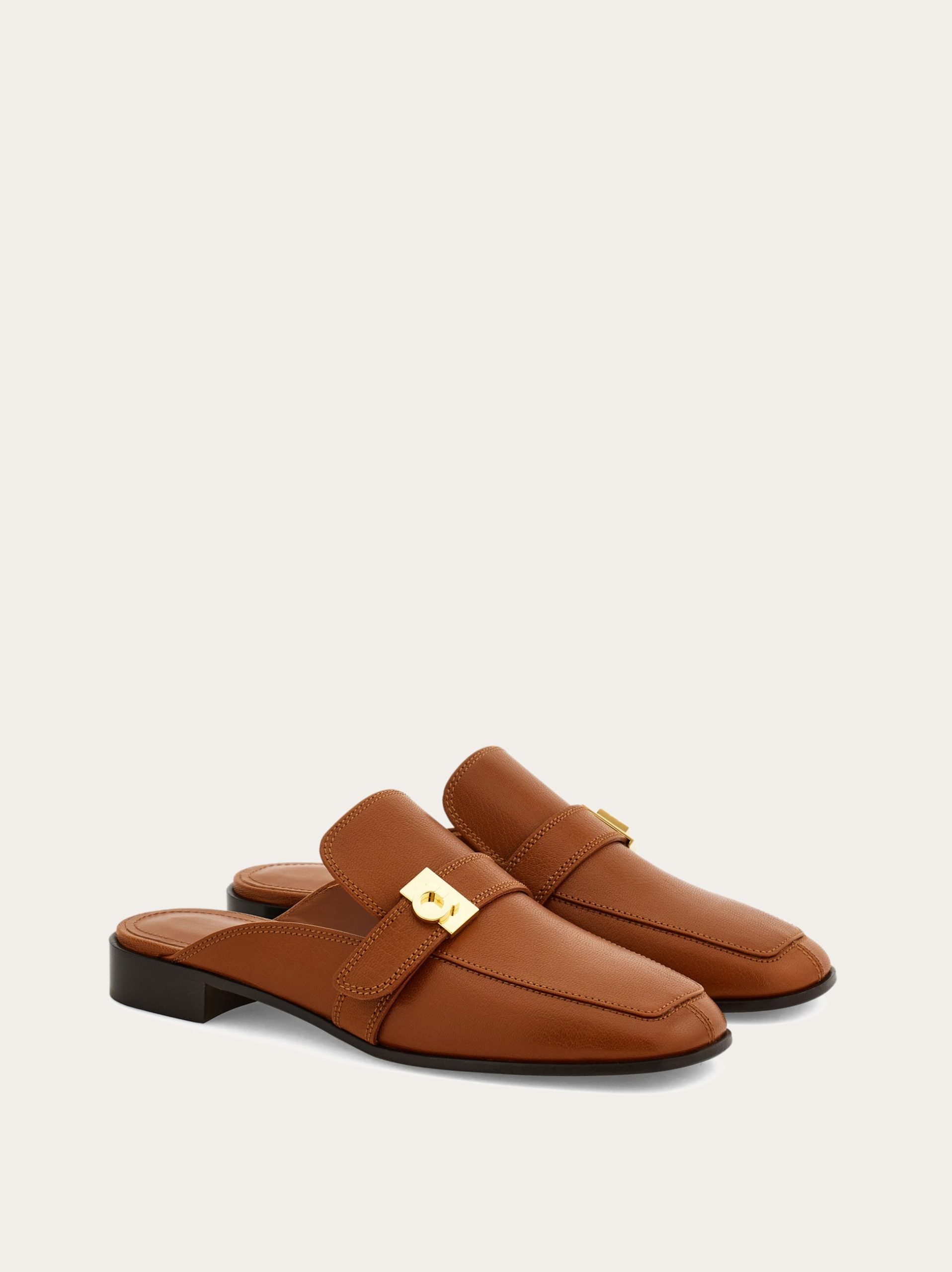 Ferragamo Hug buckle mule - Image 5